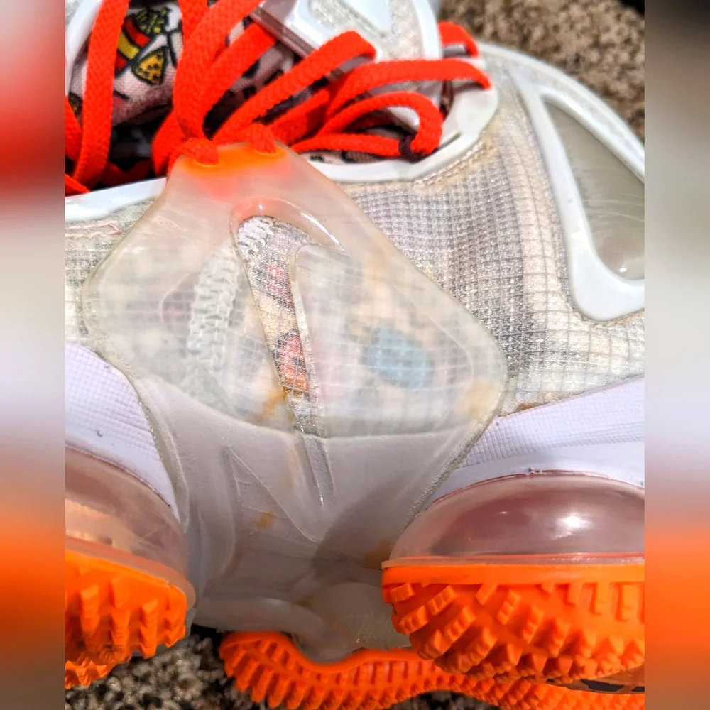 Nike LeBron XIX "Fast Food" Men's Basketball Trainer Sneakers - Picture 6 of 15